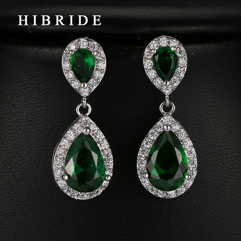 สีเขียว