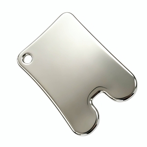 Planche de massage Gua Sha en alliage de zinc en forme de pièce de monnaie avec trou pour la vente en gros - Product Image 5