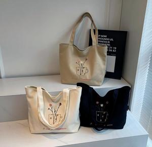 Bolsa de Mano de Lona con Logotipo Personalizado, Bolsa de Compras de Lona de Algodón Orgánico Reutilizable, Reciclable y Ecológica de Lujo Personalizada - Product Image 2