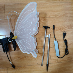 Decoración Luminosa para Jardín Exterior, Mariposas Coloridas Simuladas con Alas Móviles y Luces <span class=keywords><strong>LED</strong></span> para Bodas - Product Image 5
