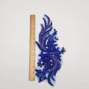 LACE DOG Applique en verre bleu roi, patch de corsage en cristal de strass lourd, patch perlé, pour robe de mariée de haute couture ONE PIECE - Product Image 4