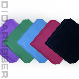 Dida Vente en gros Feuille de digue dentaire 5x5 pouces 6x6 pouces Caoutchouc <span class=keywords><strong>latex</strong></span> avec coin arrondi Produits en caoutchouc dentaire - Product Image 6