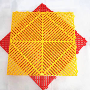 Meilleures ventes : Tapis de <span class=keywords><strong>sol</strong></span> emboîtables à drainage libre, revêtement sportif au design moderne en PVC avec traitement de surface parquet - Product Image 2