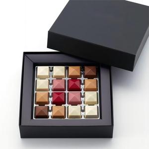Champagne vàng Bow tam giác cơ sở và nắp đóng gói hộp màu be đám cưới Hộp Quà Tặng sô cô la điều trị Kẹo hộp quà tặng cho khách - Product Image 3