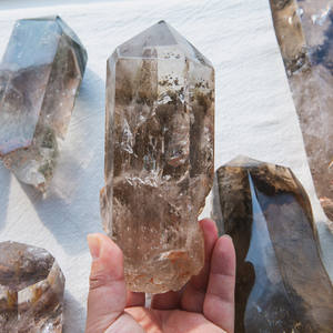 Ying Lai Jewelry Natural Factory Tour de cristal de quartz de <span class=keywords><strong>jardin</strong></span> de guérison polie, Art et objet de collection - Product Image 2