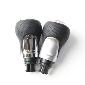 <span class=keywords><strong>Audi</strong></span> <span class=keywords><strong>A3</strong></span> A4 <span class=keywords><strong>S</strong></span> <span class=keywords><strong>Line</strong></span> VW Passat Golf Pommeau de levier de vitesse en cuir 12mm Pièces de voiture Levier de vitesse Bâton Pommeau de levier de vitesse exclusif Poignée de manette de vitesse - Product Image 5