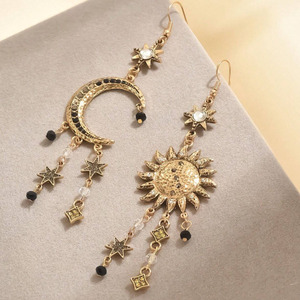 Pendientes Largos de Estrella y Luna Retro, Estilo Europeo Americano, Vintage, Exagerados, para Mujer, a la Moda - Product Image 1