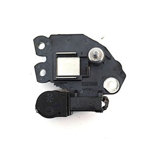 Alternateur de voiture <span class=keywords><strong>Valeo</strong></span> 12V neuf, régulateur 9906853 599182 pour Ford Fiesta/Focus/Galaxy avec garantie de 12 mois - Product Image 1