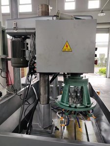 Máquina Roscadora de Alta Eficiencia y Tipo de Engranaje Estable M6516, Máquina Roscadora Multihusillo para Terminales de Soldadura - Product Image 3