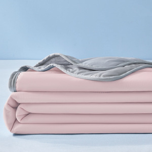 Couette rafraîchissante taille Queen, couvertures rafraîchissantes pour les personnes <span class=keywords><strong>qui</strong></span> ont chaud la nuit et les sueurs nocturnes, couette d'été grise respirante et douce - Product Image 5
