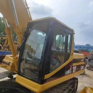 Excavatrice sur chenilles CAT320B d'occasion en bon état, faible nombre d'heures, prix abordable pour travaux de terrassement - Product Image 4