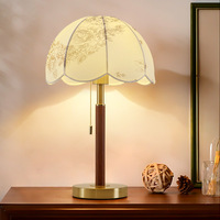 Nueva Lámpara de Mesa LED de Estilo Americano Vintage Creativa, con Tela y Metal, Luz Cálida, para Dormitorio, Sala de Estar, Decoración de Hotel
