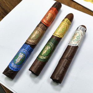 Customized Logo CMYK Print Wrap Around Cigar Bands <strong>Texture</strong> <strong>Paper</strong> 7 <strong>Types</strong> Gold Foil Embossed Cigar Rings Without Glue - Product Image 2