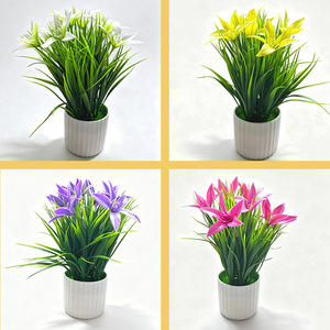 ดอกลิลลี่ประดิษฐ์ Jinhe สีเหลือง ขนาด 27 ซม. พร้อมกระถาง สำหรับตกแต่งบ้านและสำนักงาน - Product Image 4