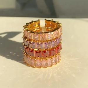 Anillo de Circonita Cúbica Colorido Arcoíris para Mujer, Joyería Chapada en Oro de 18K PVD, Acero Inoxidable 316l, Anillos Apilables con Circonitas - Product Image 3