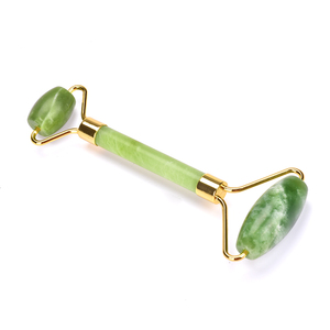 A granel de la venta directa de fábrica al por mayor flor verde cuerpo masajeador <span class=keywords><strong>cara</strong></span> jade rodillo con caja - Product Image 4
