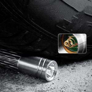 Linterna LED de titanio AA IP67 recargable por USB, luz de emergencia portátil con 400 lúmenes y rango de 200m - Product Image 4