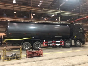 <span class=keywords><strong>Camion</strong></span> Cisterna HOWO a 12 Ruote da 40m3 per Trasporto di <span class=keywords><strong>Cemento</strong></span> Sfuso e Polveri - Product Image 6