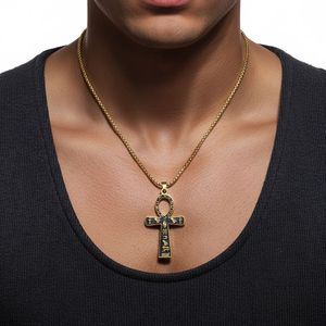 Collar con colgante de acero y titanio Anka Cross para hombre, joyería de moda de acero inoxidable de color plateado y dorado - Product Image 3