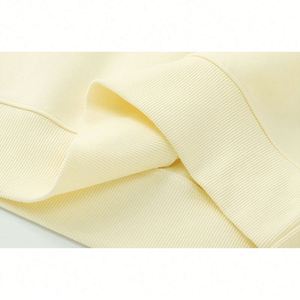 Hoodie personnalisé brodé sur mesure avec impression en relief et strass – Hoodies vierges pour événements sportifs et activités de plein air - Product Image 5