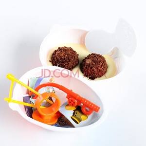 Metà dell'uovo divertente è ricca di cioccolato, l'altra metà è un giocattolo a sorpresa. Ogni singolo uovo è un'esperienza a sorpresa inedita e non si ripete. - Product Image 4