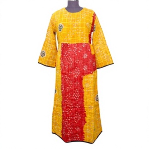 Robe longue maxi ample en coton tricoté 100% (300g) à imprimé floral vintage, ornée de perles faites à la main, col en U, manches longues, écologique et sexy - Product Image 1