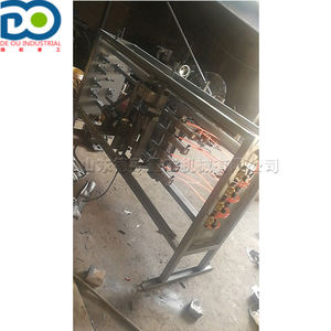 Máquina de lijado con mango de madera, 1,7 m, automática, cuatro estaciones, barra de madera - Product Image 4