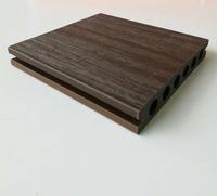 Planches de terrasse en WPC modernes, imperméables, antidérapantes, brossées, pour l'extérieur