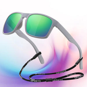 Lunettes <span class=keywords><strong>de</strong></span> soleil polarisées pour le cyclisme, la pêche, la course à pied <span class=keywords><strong>et</strong></span> les activités <span class=keywords><strong>de</strong></span> plein air avec monture enveloppante <span class=keywords><strong>et</strong></span> verres résistants aux chocs - Product Image 4