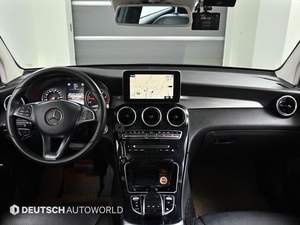 Mercedes-Benz GLC 2016/17 d'occasion, diesel, automatique, SUV, 4MATIC, transmission intégrale, faible kilométrage, excellent état, utilisation familiale de luxe - Product Image 5