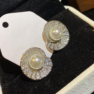 E2863 White Gold Stud <b>Earrings</b> With Imitation <b>Pearl</b> Classic Women's Wedding Fashion Jewelry - Product Image 4