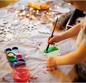 Ornements de Noël en bois, tranches de bois non finies avec trous pour enfants, centres de table de bricolage pour arbres de vacances suspendus - Product Image 5