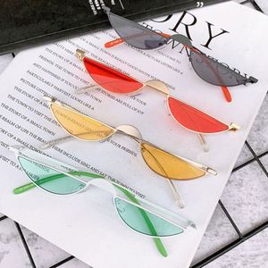 Gafas de Sol de Moda para Mujer, Estilo Vintage, Tamaño Pequeño, Color Rojo, Montura Metálica, Ojo de Gato, Novedad 2020 - Product Image 1