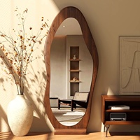 Miroir de sol en verre ondulé irrégulier en bois de luxe moderne haut de gamme, fait à la main pour la chambre à coucher, l'hôtel, élégant pour un usage domestique