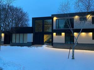 4Mm Alucobond Biệt Thự Hiện Đại 1220*2440Mm Nhôm Composite Tấm Chất Lượng Cao Pvdf/Feve Acm Bảng Điều Chỉnh - Product Image 2