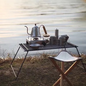 Tavolo da esterno pieghevole in metallo per barbecue portatile da campeggio con griglia oxford