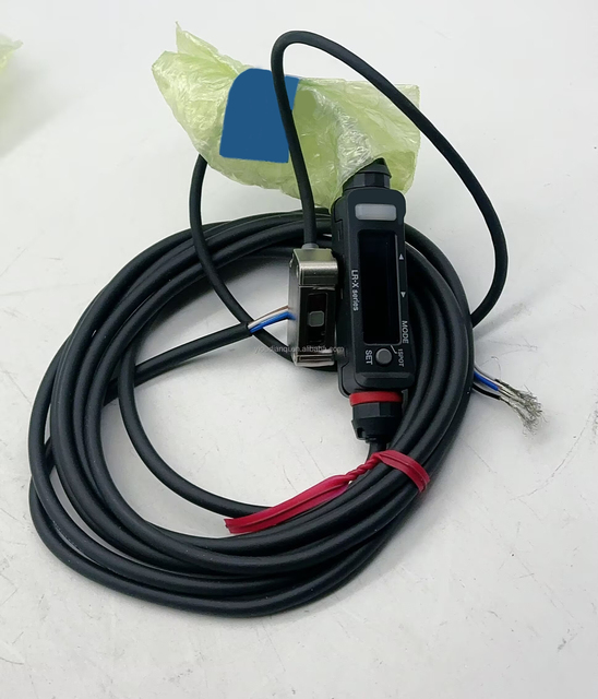 In Stock Laser Sensor LR-X100 LR-X250 LR-X50 High Quality Seller One-year Warranty