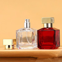 Flacon de parfum carré en verre de luxe 50 ml, portable, rechargeable, vide, avec atomiseur et capuchon doré