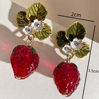Boucles d'oreilles en forme de fraise 3D Fruit simulé Zircon Cristal Style vintage français Cadeau de fête de mariage pour femmes filles
