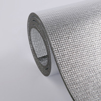 Matériau composite double face en mousse de coton PE perlé noir Feuille d'aluminium épaissie Matériau ignifuge résistant aux hautes températures