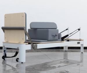 Reformer Premium con Nucleo in Alluminio <span class=keywords><strong>Deren</strong></span> F6001, Garanzia di 3 Anni, Attrezzatura per Esercizi Domestici/da Studio, in Legno - Product Image 2