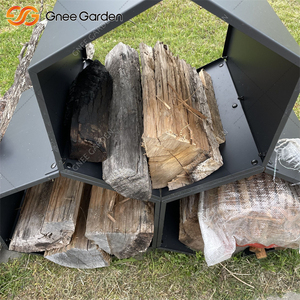 Moderno Soporte para Leña Hexagonal de Acero Corten Negro, Duradero y Decorativo, Mueble para Almacenamiento de Leña con Acabado Personalizado, para Interiores y Jardines - Product Image 5