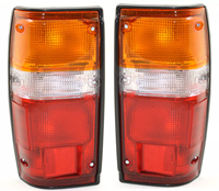 Nouvelles pièces de rechange automobiles, lampes de voiture, feux arrière gauche et droit pour Toyota Pickup Hilux 1984 1985 1986 1987 1988