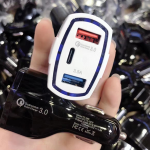 Venta caliente <span class=keywords><strong>Spot</strong></span> Wholesale 7A Total 3 en 1 USB Smart Car Charger Portable QC3.0 PD USB C Adaptador de cargador de coche para teléfonos móviles - Product Image 6