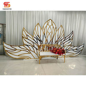 ฉากหลังโลหะสีทองสำหรับงานแต่งงานฉากหลังดอกบัวหรูหราปรับแต่งได้อย่างเรียบหรูสำหรับตกแต่งงานแต่งงาน - Product Image 5