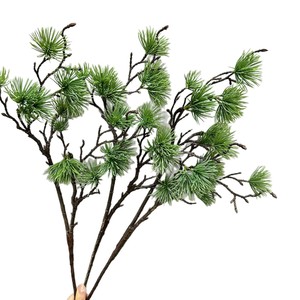 Ramas de Pino Artificiales Meng Jie, Color Verde Grisáceo, de Plástico, para Arreglos Florales y Decoración del Hogar - Product Image 5