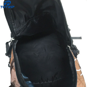 Mochila Deportiva Impermeable de Diseño Personalizado Grande para Surf, Kitesurf y Deportes Acuáticos - Product Image 3