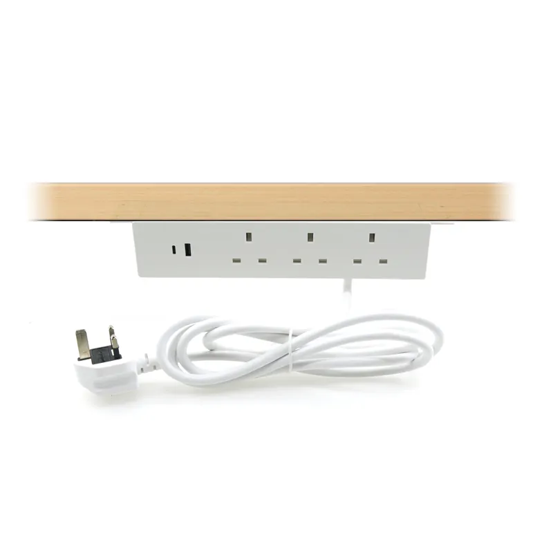 Casa da ufficio sotto il tavolo 3AC UK prende forniture elettriche sotto la presa di corrente da scrivania con presa di ricarica USB A + C