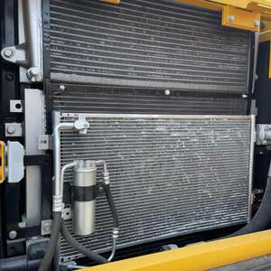 Pelleteuse sur chenilles Volvo EC210D d'occasion à vendre 210BLC 21T avec pompe de boîte de vitesses et composants de roulement - Product Image 6