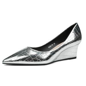 Zapatos de Tacón de Cuña de Charol con Punta Fina, sin Cordones, que Aumentan la Estatura, para Todas las Estaciones, para Mujer 5222-55 - Product Image 5